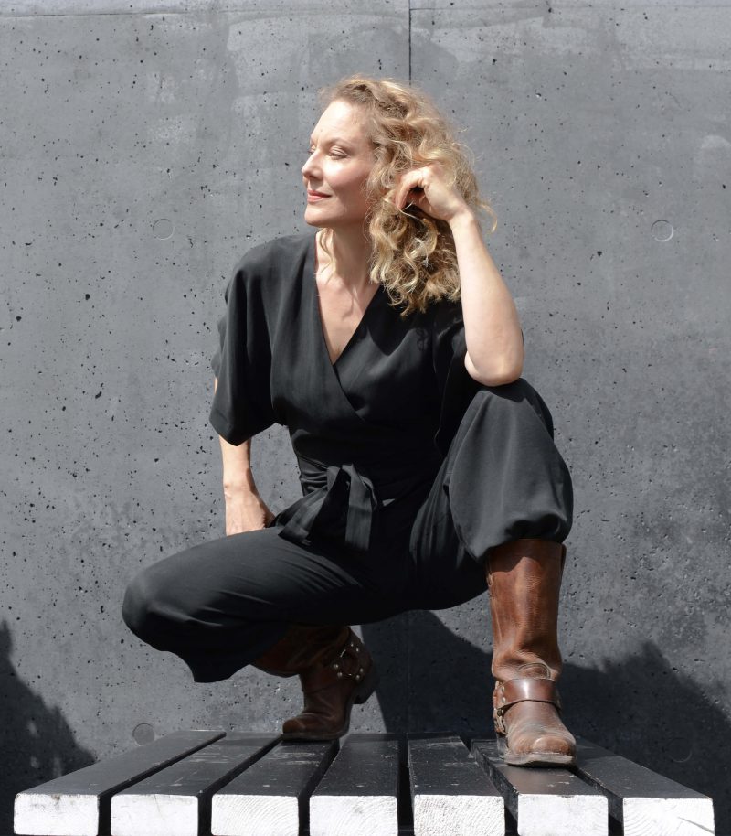 Tessa Mittelstaedt in RAU Berlin Jumpsuit black