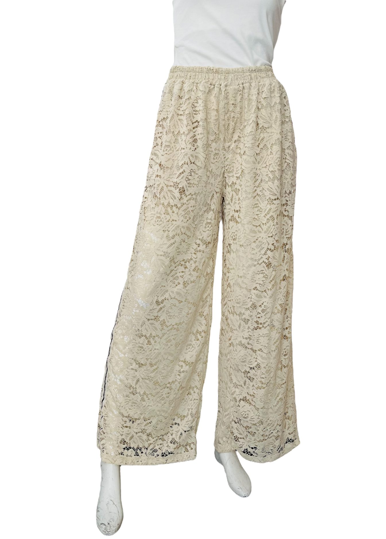 Jogger mit Taschen aus Spitze – Bild 4