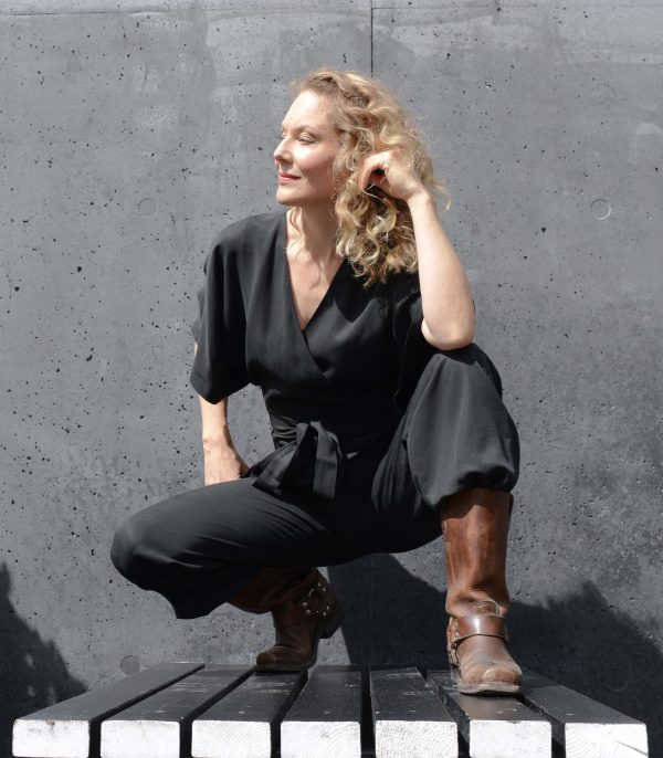 Jumpsuit aus Tencel 2 rau berlin jumpsuit wickel black 01