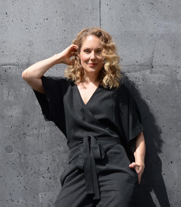 Jumpsuit aus Tencel 3 rau berlin jumpsuit wickel black 02