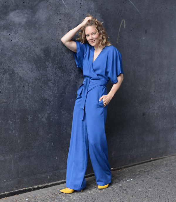 Jumpsuit aus Tencel 9 rau berlin jumpsuit wickel blue 03