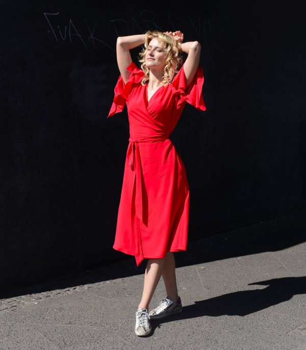 Wickelkleid Midi mit Armschlitz und Taschen Viskose 2 rau berlin wickelkleid rot midi 7245 scaled 1