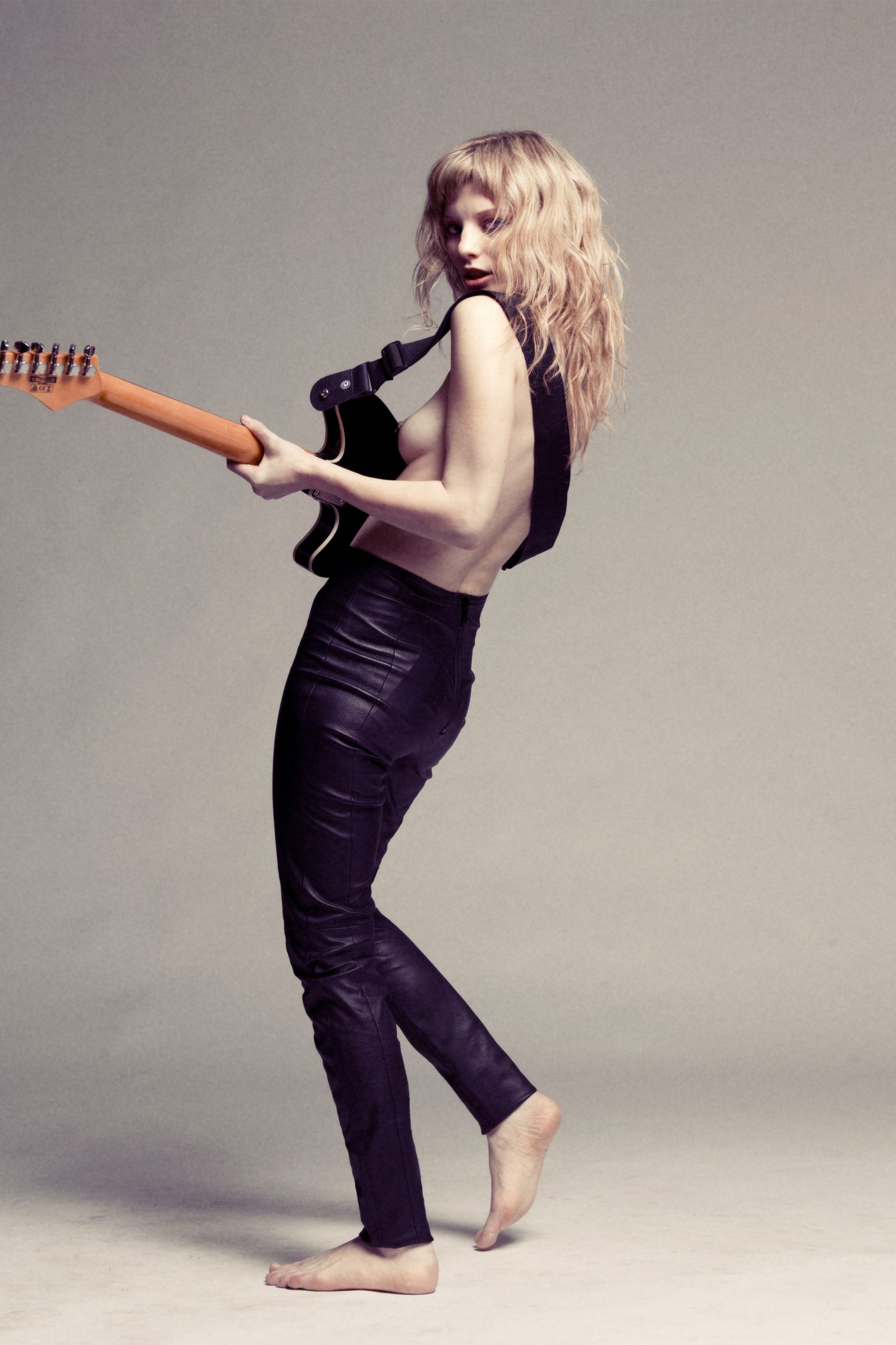 rau lederhose skinny glattleder wildleder 01 lederhose image scaled nappa uai