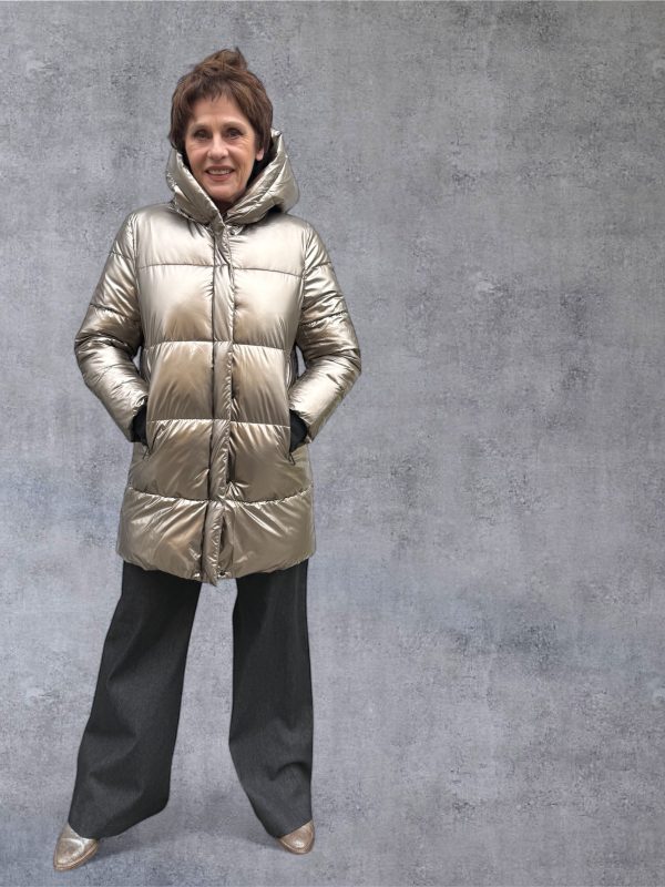 Cozy Puffer Coat mit Kapuze 3 IMG 9554