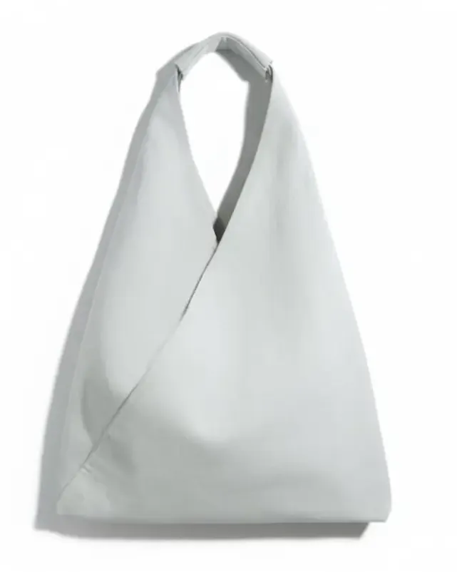 Origami Tasche in beschichtetem Denim – RAU Berlin 6 8092b802 c34e 4ce8 8779 93ade9d73b27 uai