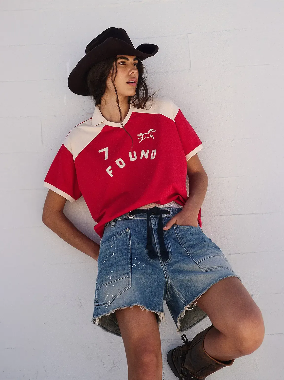 Moxie Barrel Jeans Shorts – Slouchy Denim Cut-Off Free People 3 free people moxie shorts timeless blue 01 uai