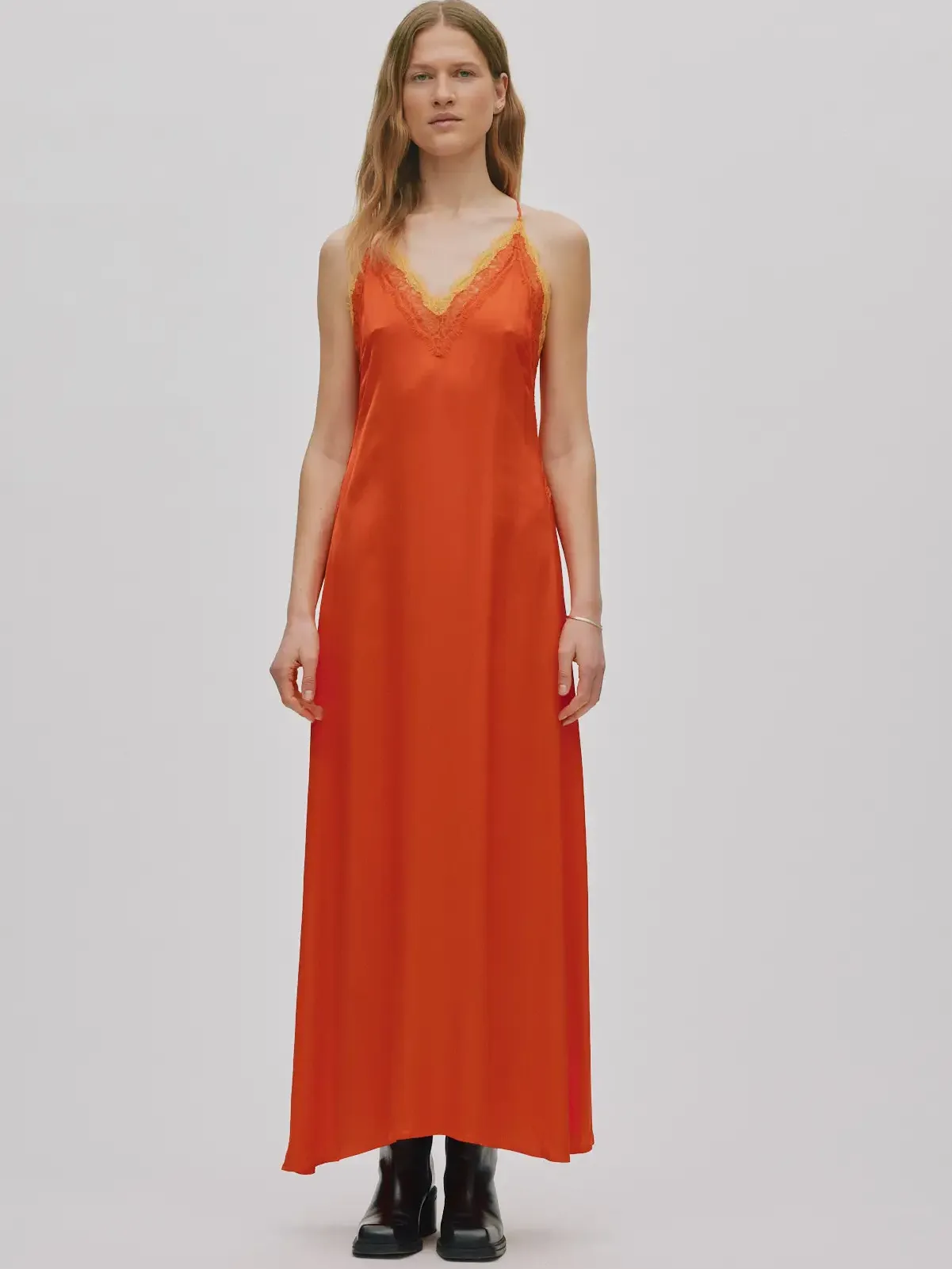 Contrast lace camisole dress Chefira Deep mandarin uai