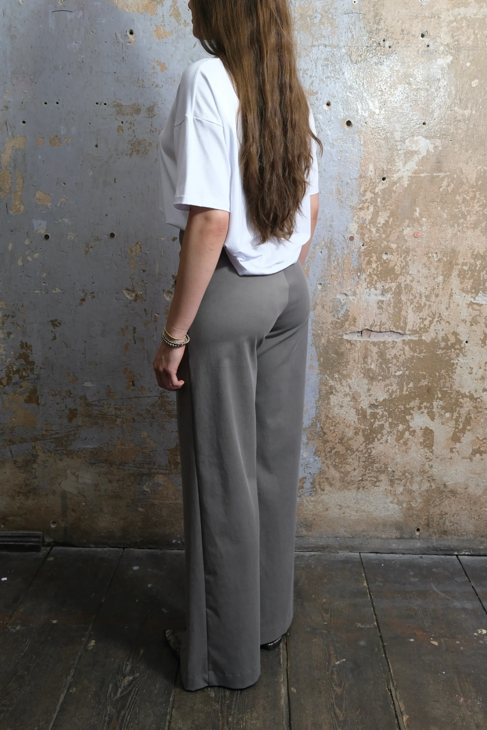 Marlene-Jeans mit weitem Bein & hoher Taille 2 DSCF1105 scaled