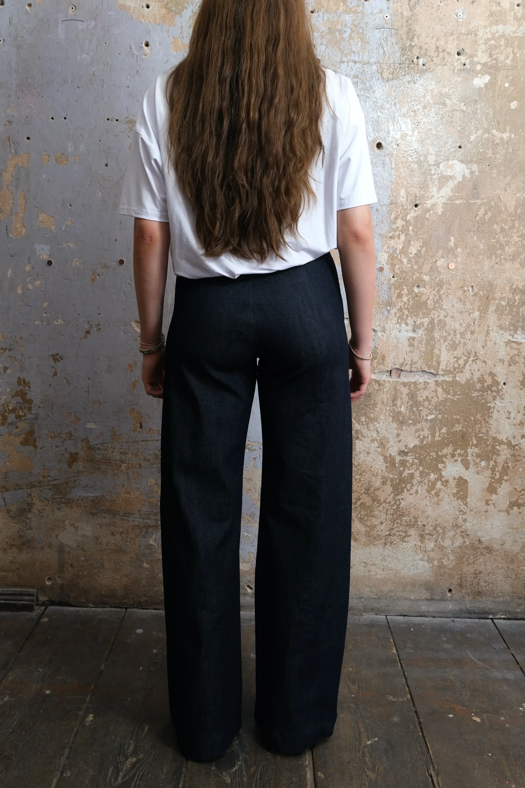 Marlene-Jeans mit weitem Bein & hoher Taille 7 DSCF1145 1 scaled