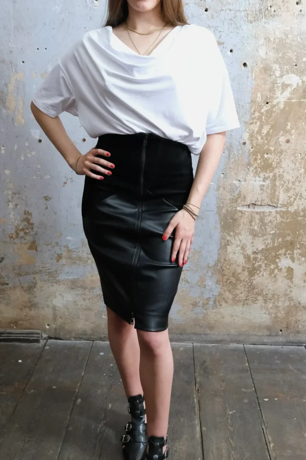 Pencil-Skirt aus feinstem Stretchleder – High Waist RAU Berlin 1 DSCF1643 scaled
