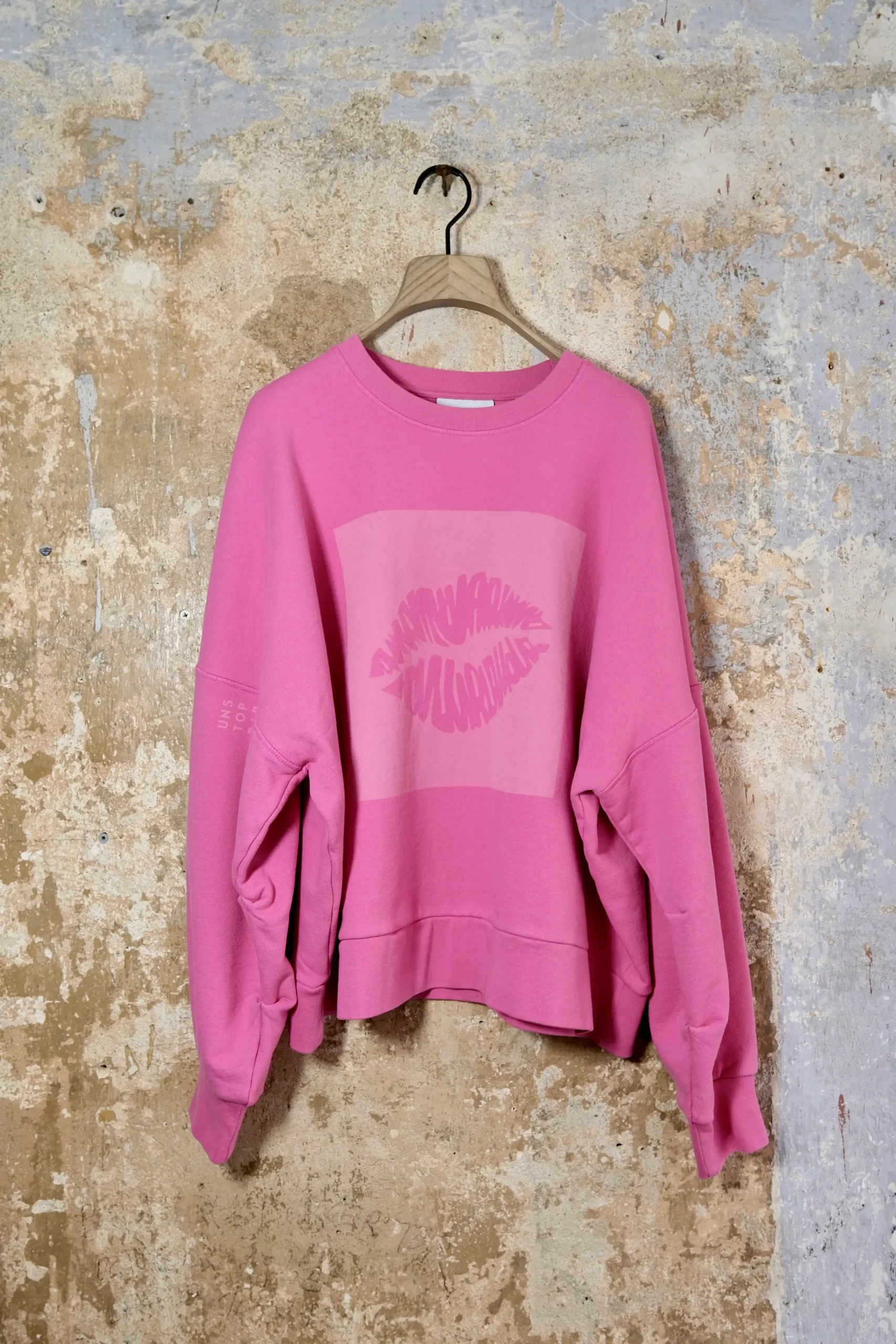 Oversized Sweater - Big Kiss washed Pink 7 DSCF1984 scaled