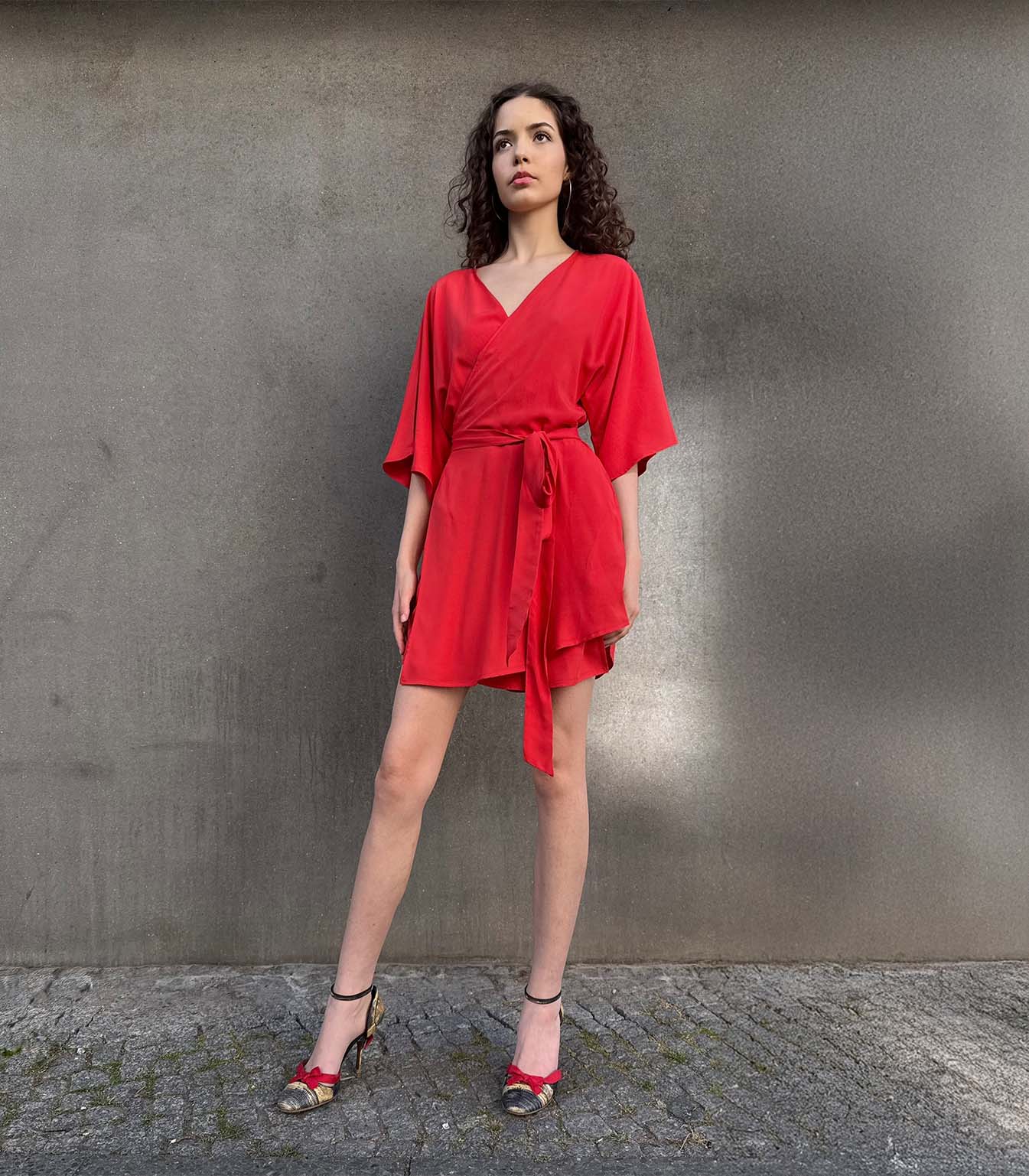 Mini Wickelkleid aus Viskose mit Taschen 14 Rau Berlin mini wickelkleidkleid rot 02
