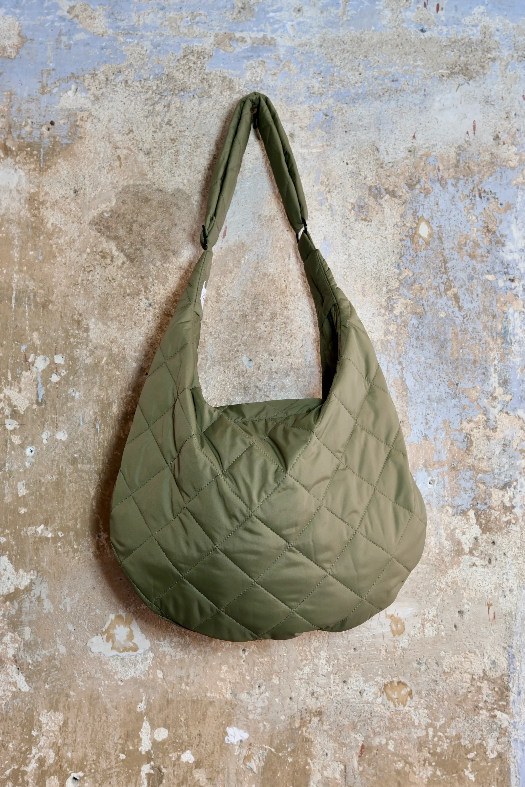 Moon Bag Midi mit verstellbarem Gurt 6 DSCF2570 scaled