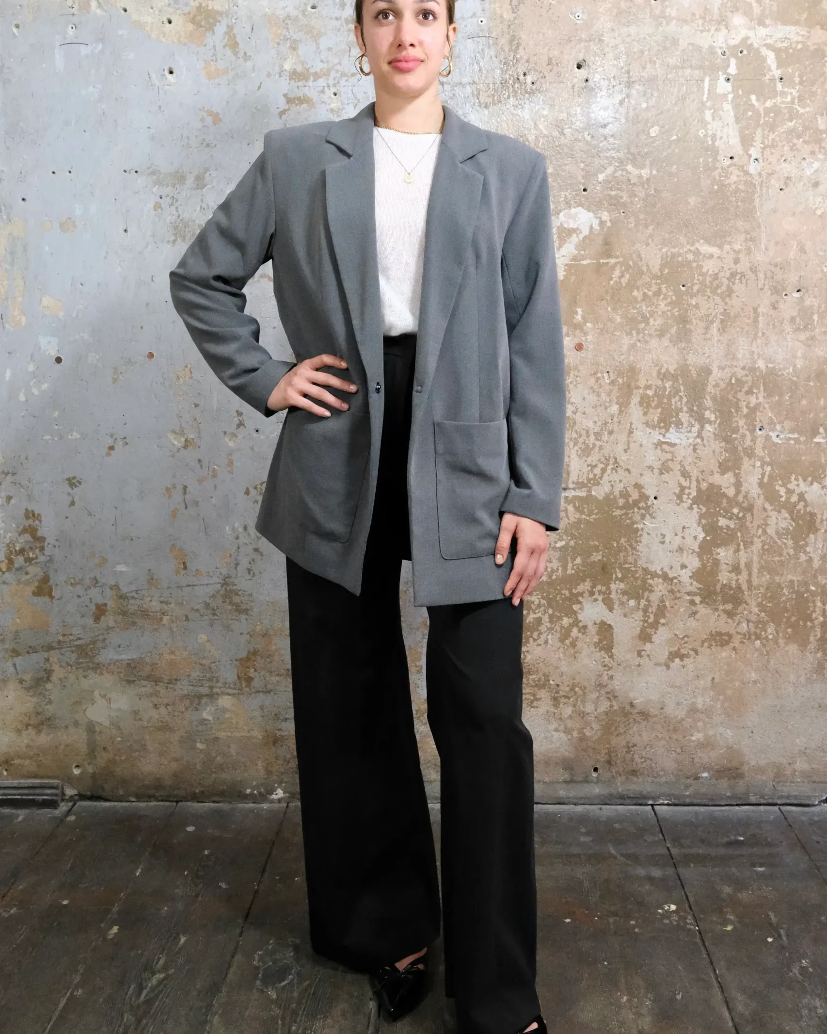 Grauer Blazer im Boyfriendstyle 4 DSCF3195 scaled uai
