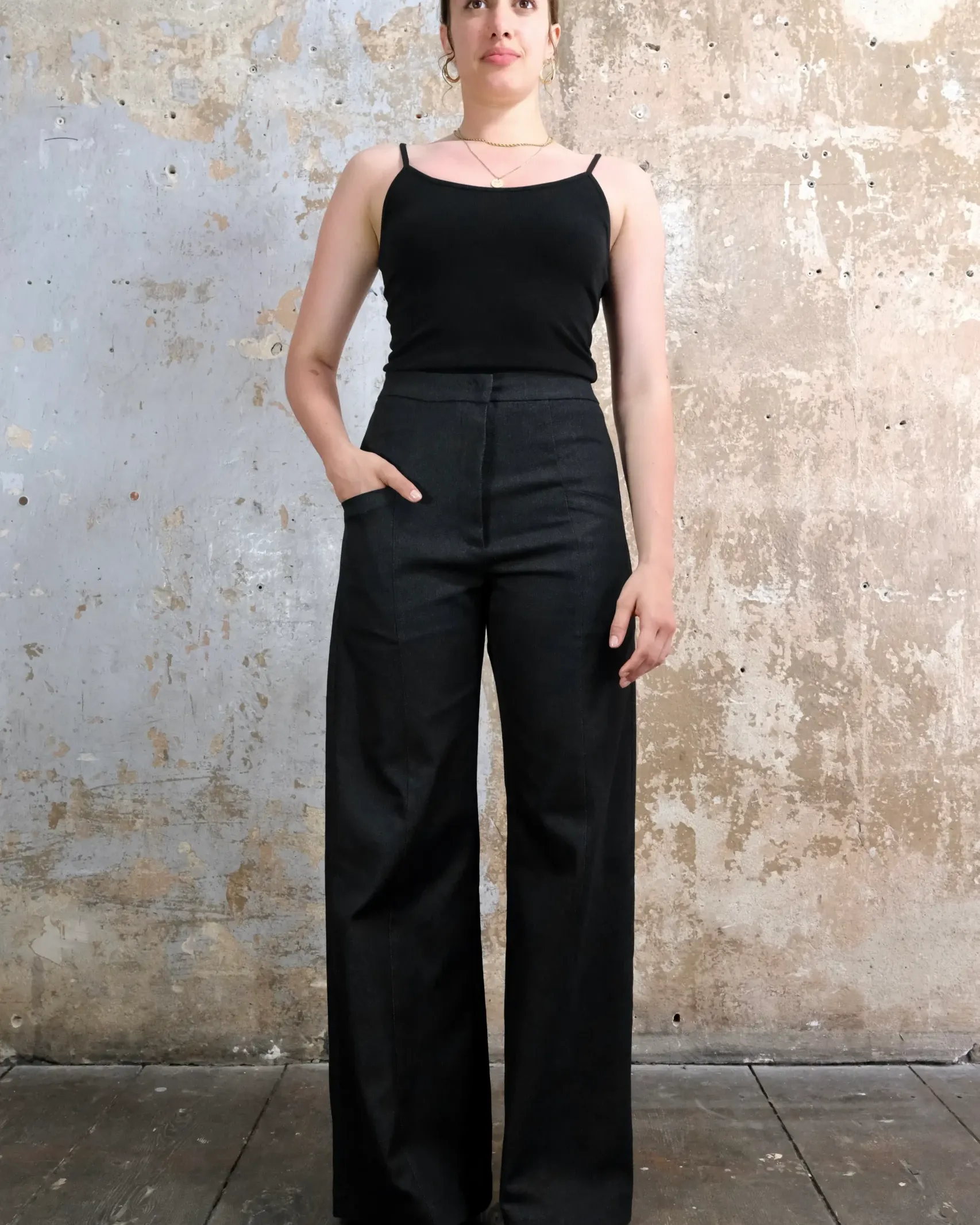 Marlene Hose – klare Silhouette mit Taschen 8 DSCF3389 scaled uai
