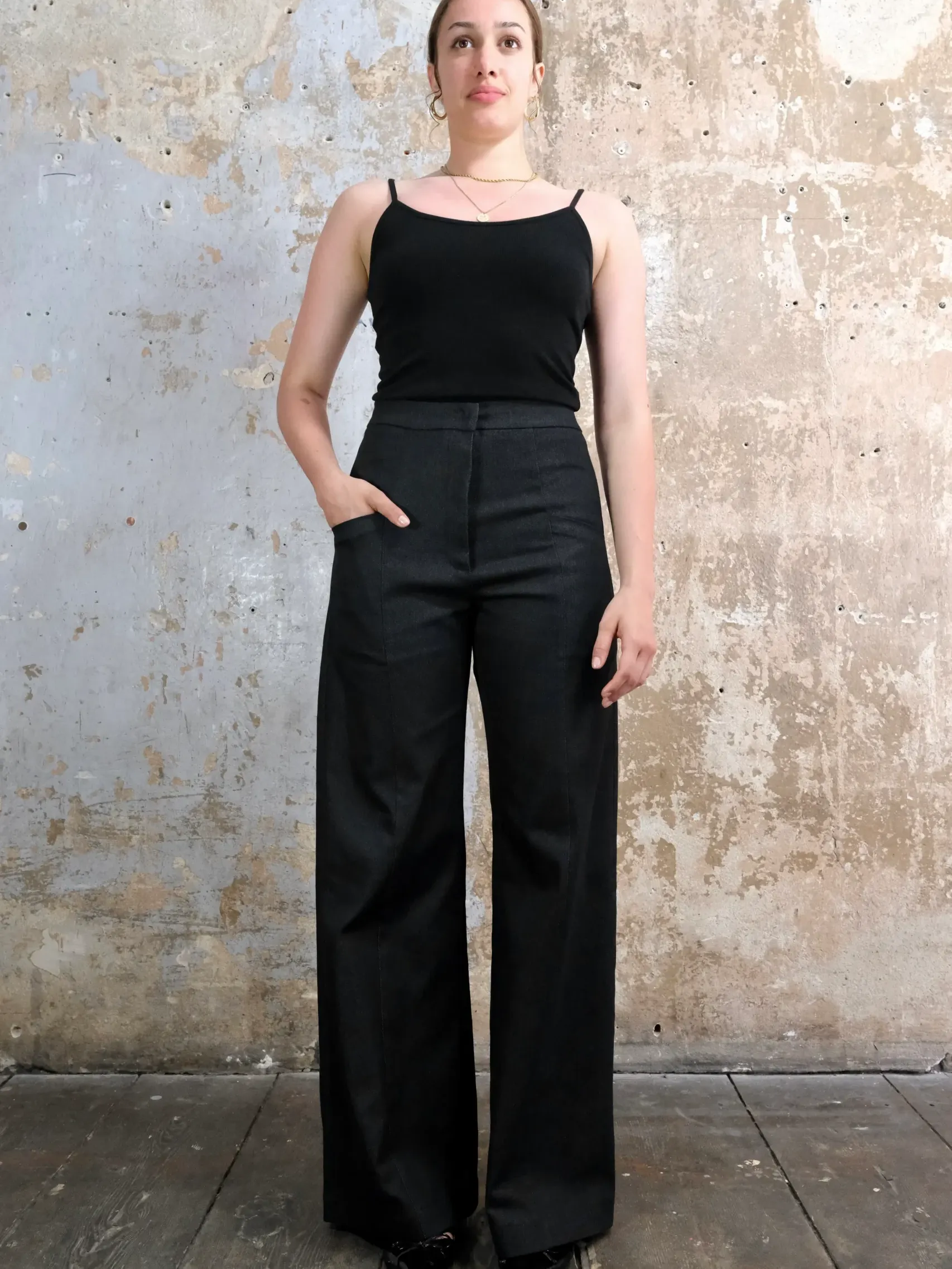 Marlene Hose – klare Silhouette mit Taschen 9 DSCF3389 scaled uai