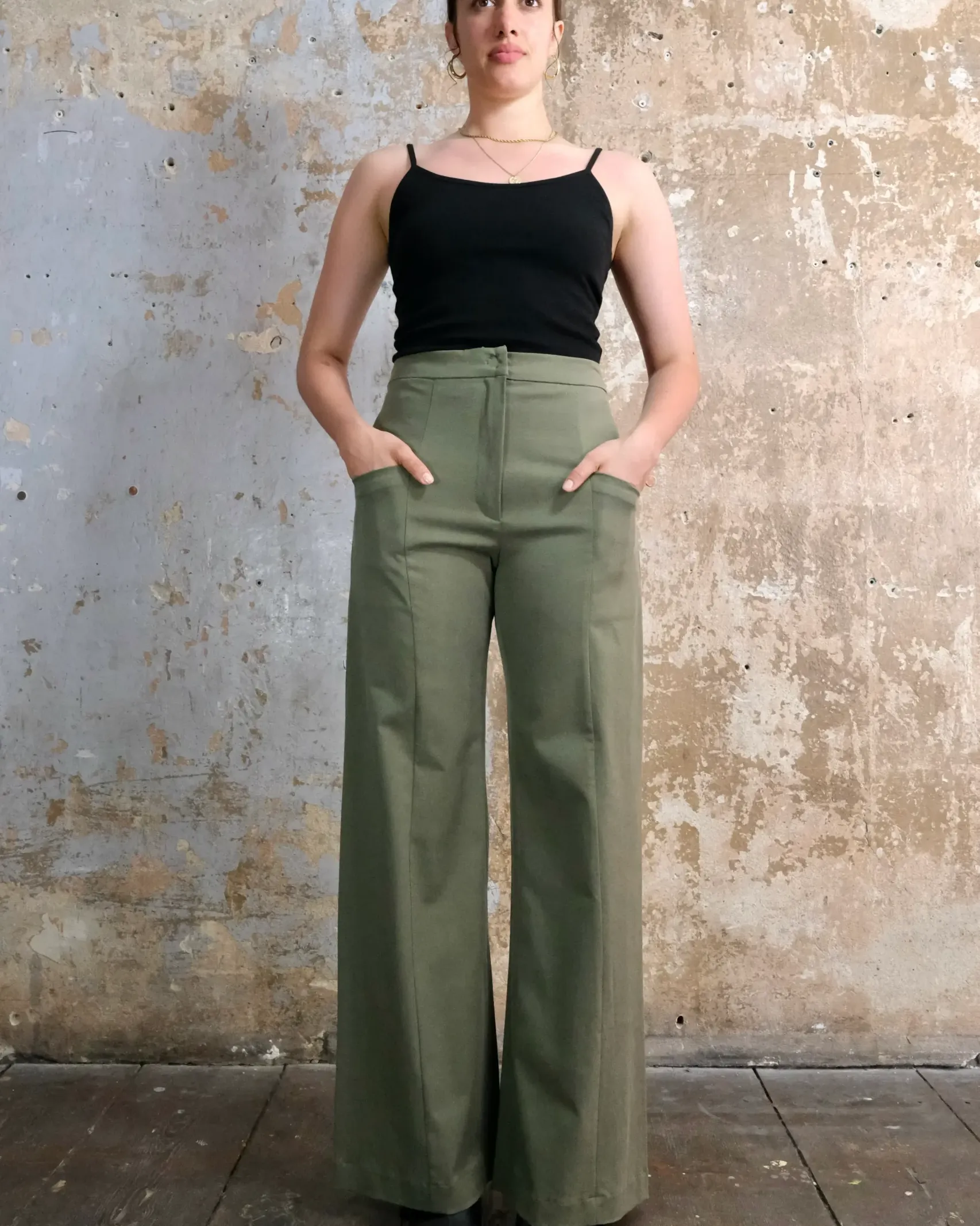 Marlene Hose - klare Silhouette mit Tasche 3 DSCF3506 scaled uai