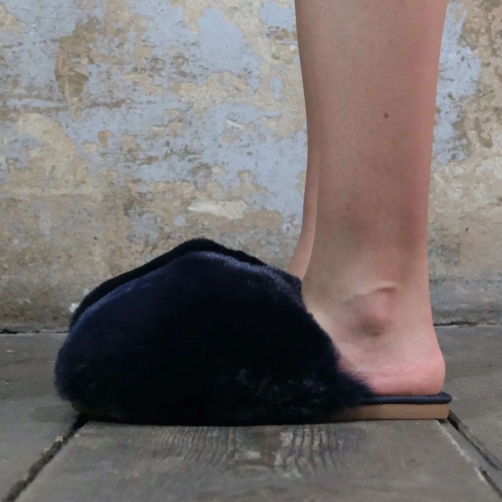 Snowball Slippers in Navy Blue 2 DSCF3590 scaled uai