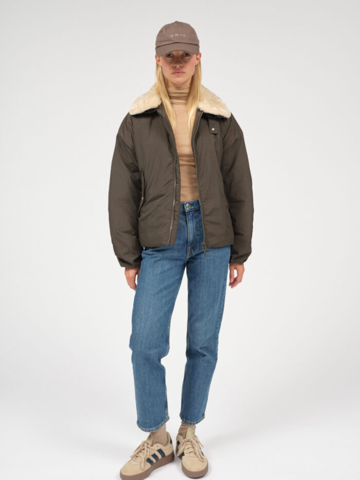 Camden Bomber Jacke Embassy 1 263 CAMDEN BOMBER JACKET BLACK OLIVE 001 700x933 1
