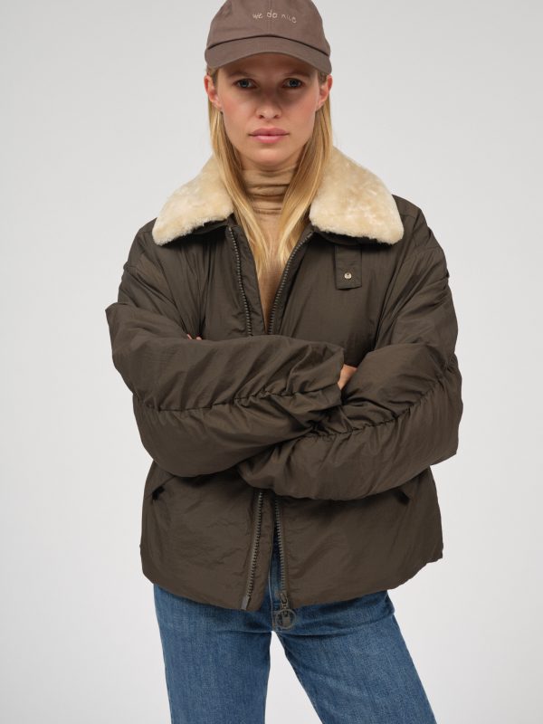Camden Bomber Jacke Embassy 3 263 CAMDEN BOMBER JACKET BLACK OLIVE 013